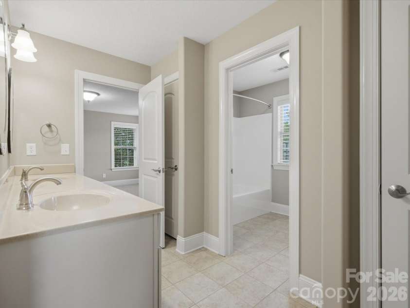 1023 Madras Court, Davidson, NC 28036.  MLS# CAR4415353, YatesRealty ID 45469. Shared Bath