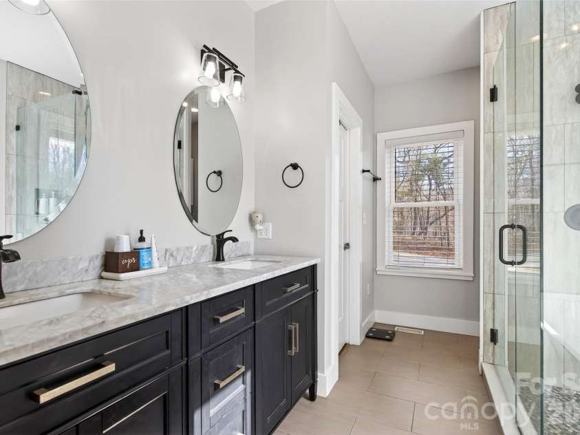 133,135 Ridge Road, Candler, NC 28715.  MLS# CAR4338290, YatesRealty ID 4547. 