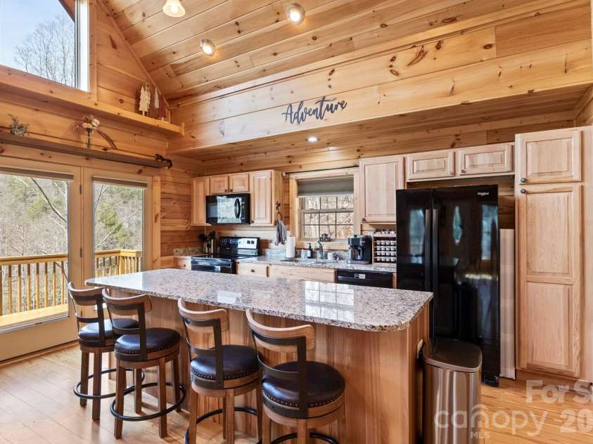 19 Frontier Court, Asheville, NC 28805.  MLS# CAR4254275, YatesRealty ID 4547. 
