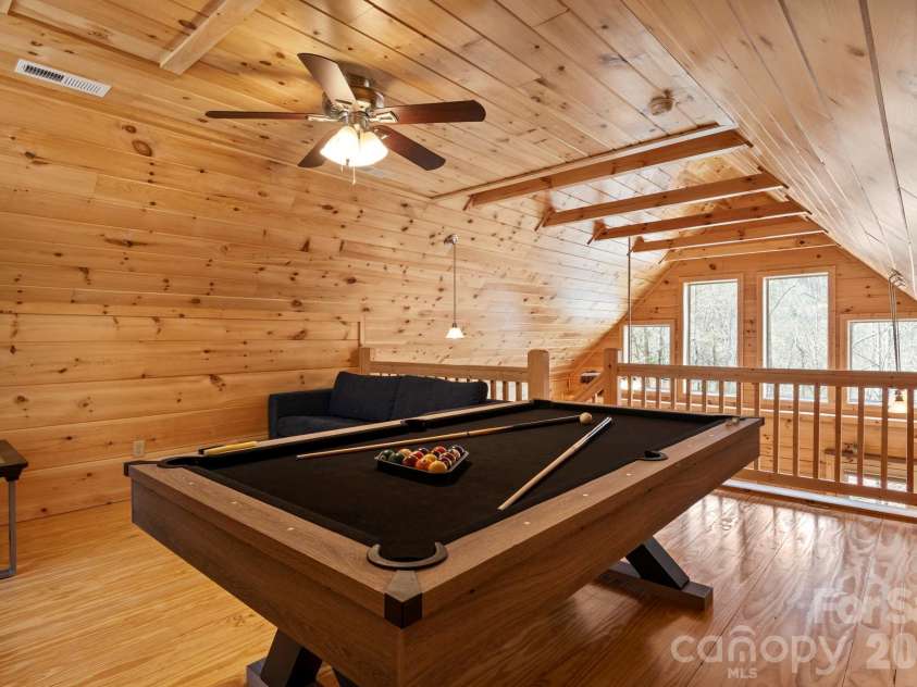 19 Frontier Court, Asheville, NC 28805.  MLS# CAR4254275, YatesRealty ID 4547. 