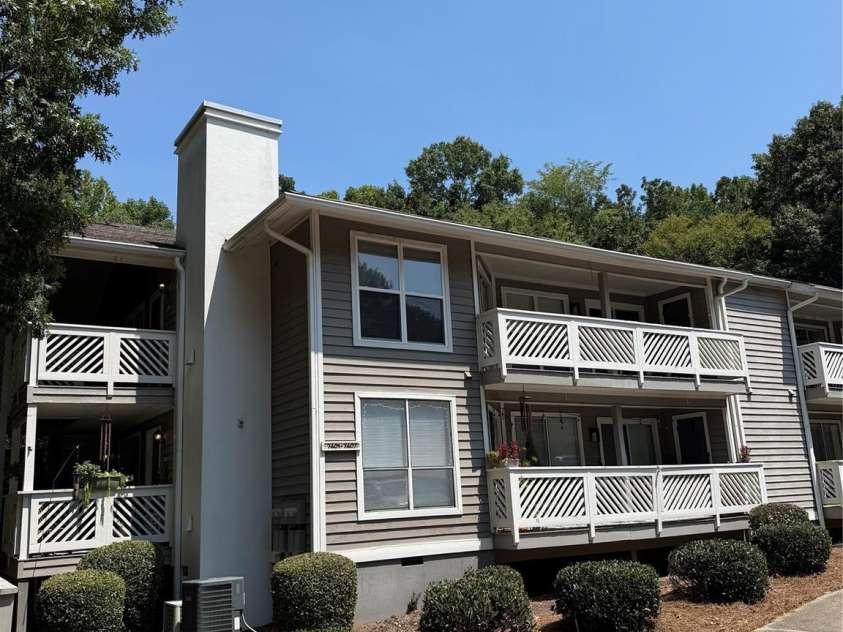 7407 Ashfield Court, Charlotte, NC 28226.  MLS# CAR4416399, YatesRealty ID 45470. 