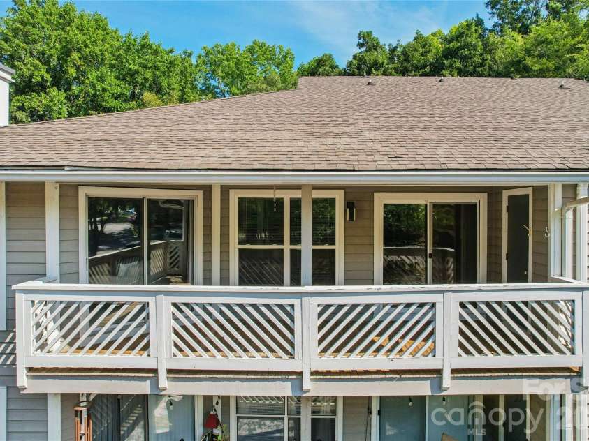7407 Ashfield Court, Charlotte, NC 28226.  MLS# CAR4416399, YatesRealty ID 45470. 