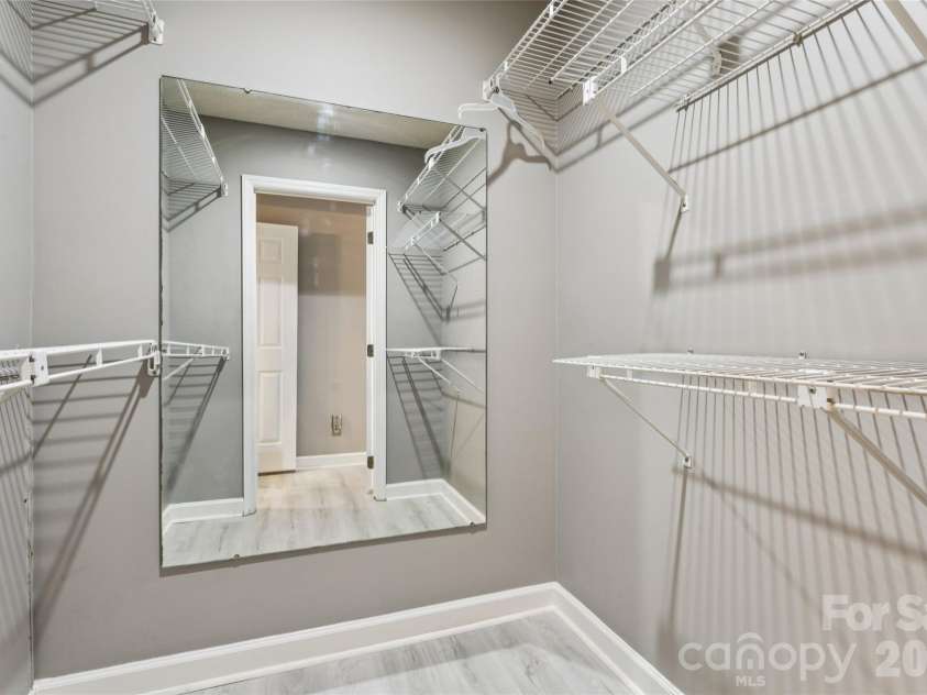 7407 Ashfield Court, Charlotte, NC 28226.  MLS# CAR4416399, YatesRealty ID 45470. 