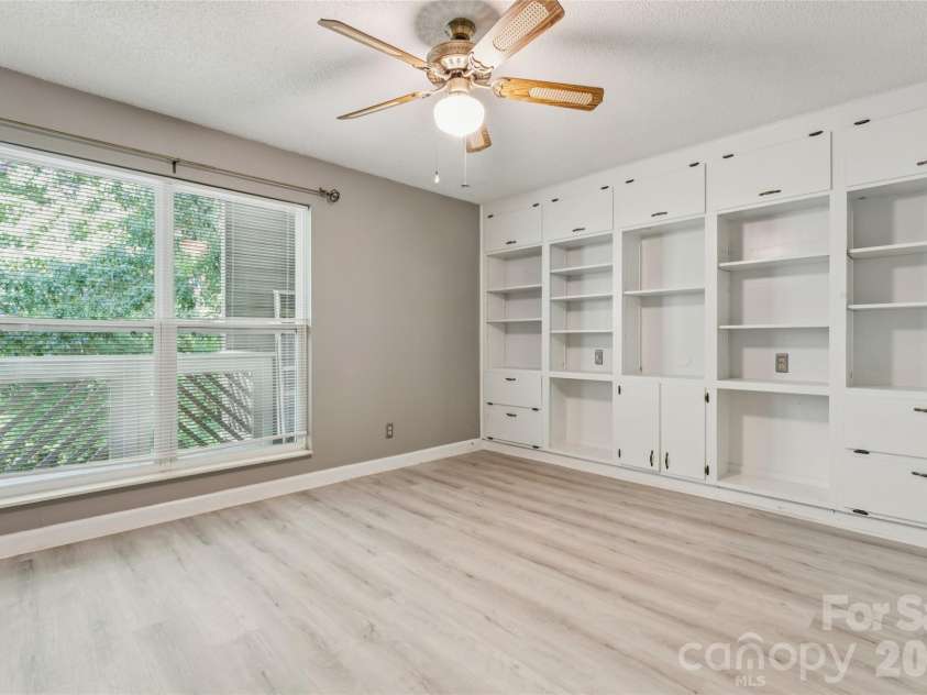 7407 Ashfield Court, Charlotte, NC 28226.  MLS# CAR4416399, YatesRealty ID 45470. 