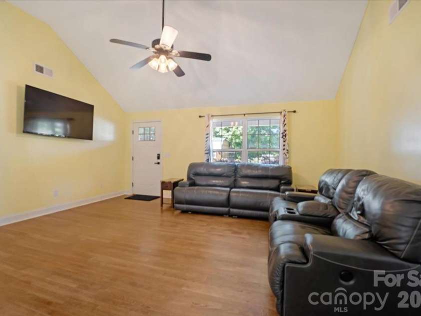 2932 Ranger Road, Clover, SC 29710.  MLS# CAR4415109, YatesRealty ID 45472. 