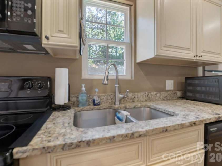 2932 Ranger Road, Clover, SC 29710.  MLS# CAR4415109, YatesRealty ID 45472. 