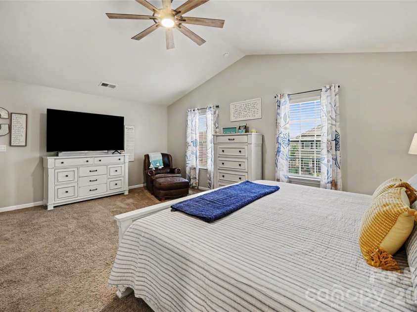 9049 Remnick Drive, Gastonia, NC 28056.  MLS# CAR4415210, YatesRealty ID 45473. 