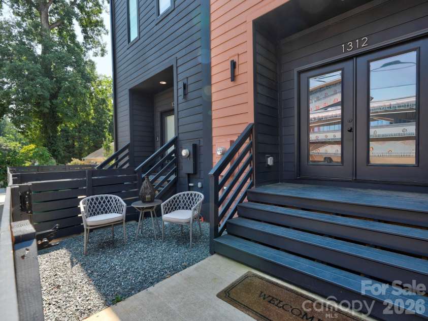 1312 Carolyn Drive, Charlotte, NC 28205.  MLS# CAR4415223, YatesRealty ID 45474. 