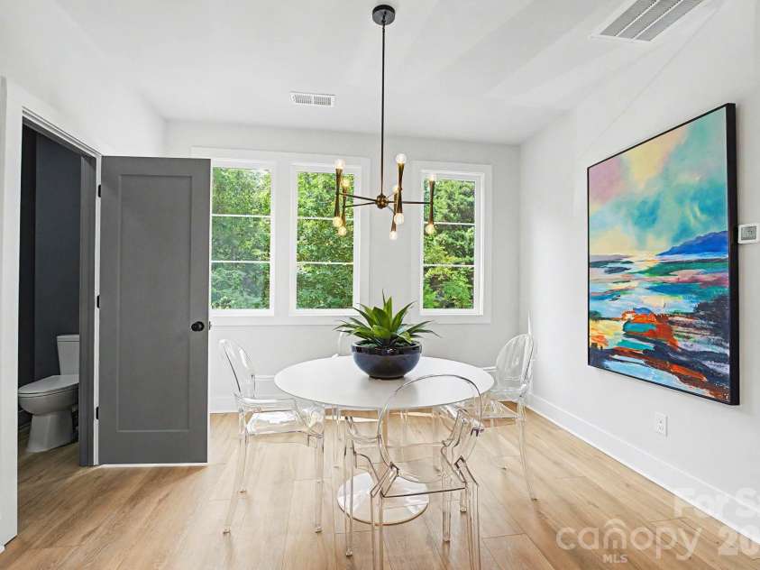 1312 Carolyn Drive, Charlotte, NC 28205.  MLS# CAR4415223, YatesRealty ID 45474. 