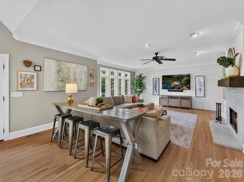 3520 Providence Plantation Lane, Charlotte, NC 28270.  MLS# CAR4414861, YatesRealty ID 45476. 