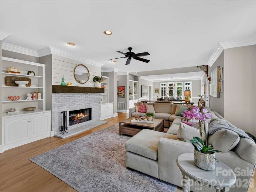 3520 Providence Plantation Lane, Charlotte, NC 28270.  MLS# CAR4414861, YatesRealty ID 45476. 