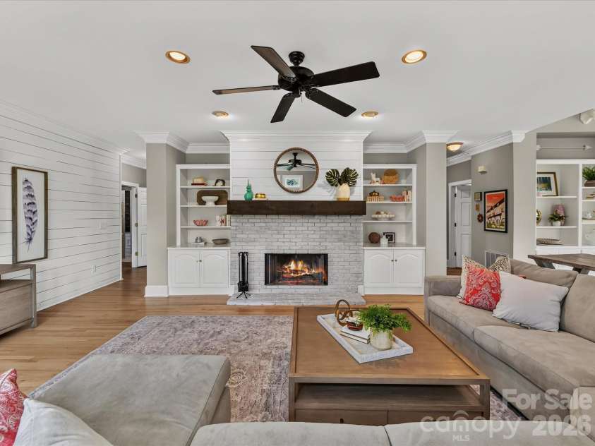 3520 Providence Plantation Lane, Charlotte, NC 28270.  MLS# CAR4414861, YatesRealty ID 45476. 