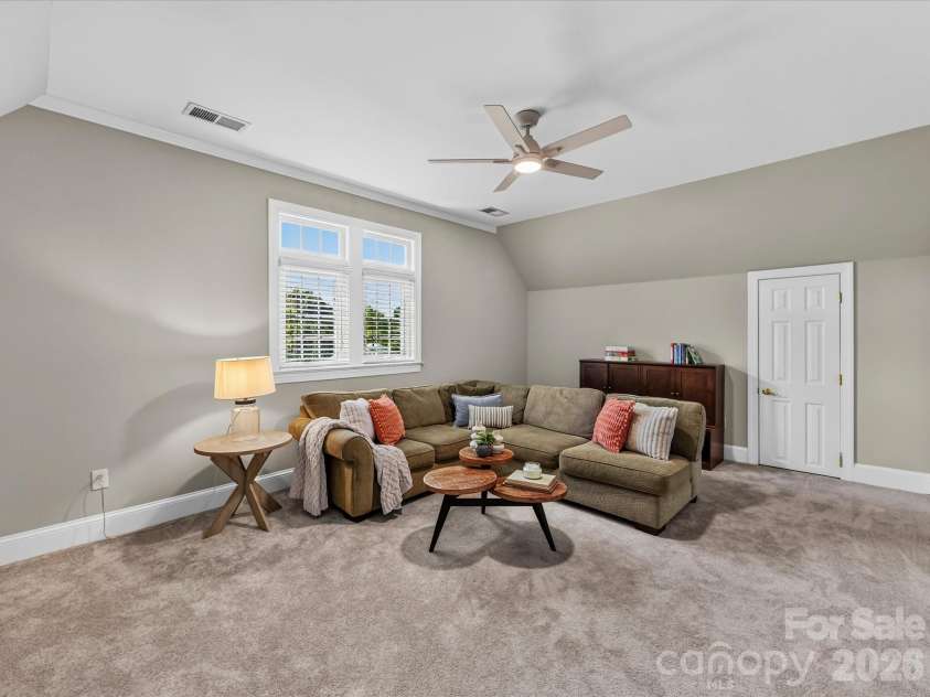 3520 Providence Plantation Lane, Charlotte, NC 28270.  MLS# CAR4414861, YatesRealty ID 45476. 