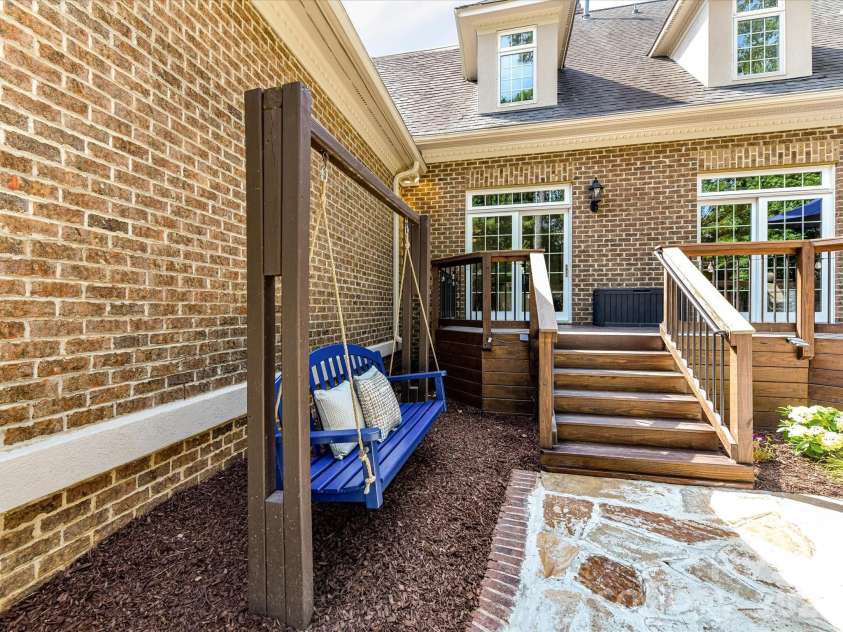 3520 Providence Plantation Lane, Charlotte, NC 28270.  MLS# CAR4414861, YatesRealty ID 45476. 