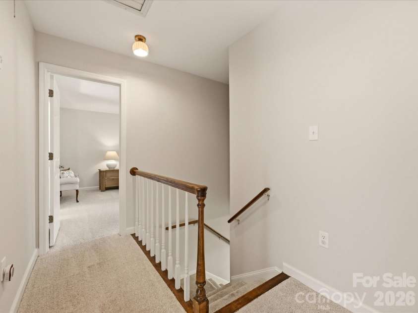 4638 DEANSCROFT Drive, Charlotte, NC 28226.  MLS# CAR4415562, YatesRealty ID 45478. 