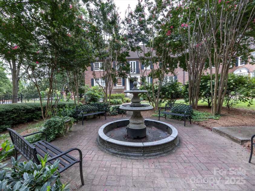 110 Colville Road, Charlotte, NC 28207.  MLS# CAR4239822, YatesRealty ID 4548. 