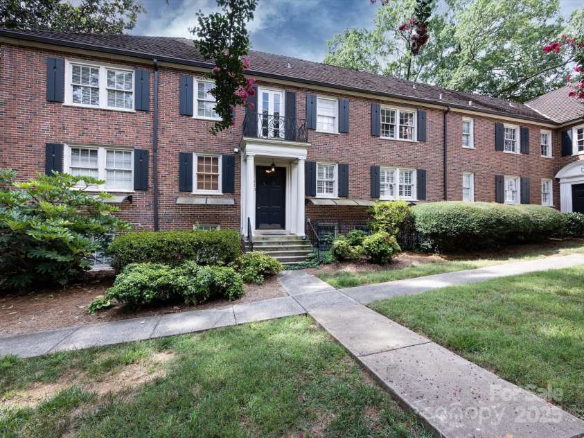 110 Colville Road, Charlotte, NC 28207.  MLS# CAR4239822, YatesRealty ID 4548. 