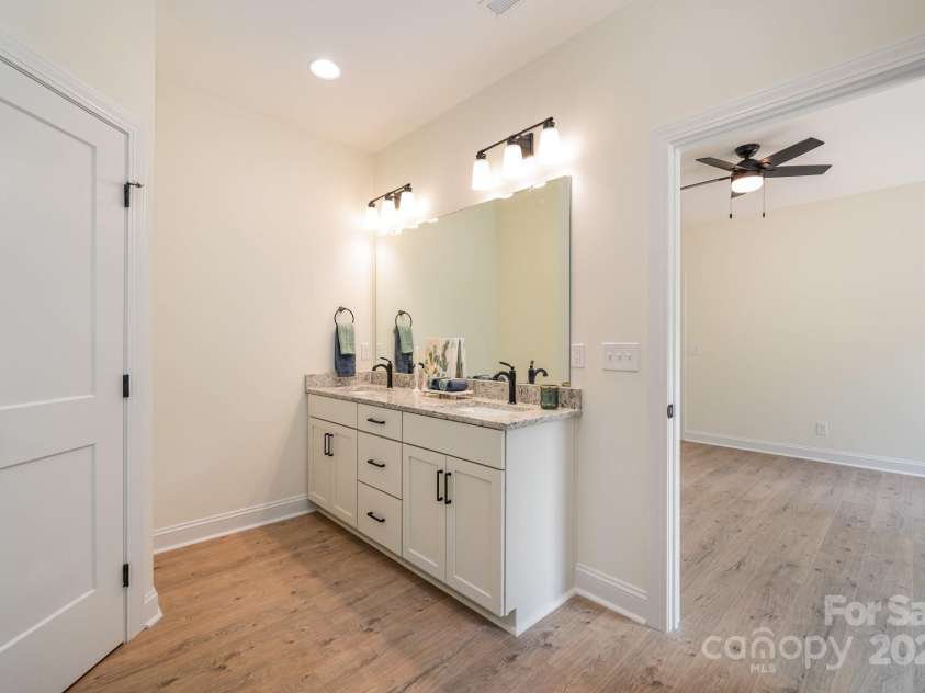 1105 Rudder Circle, Salisbury, NC 28146.  MLS# CAR4293177, YatesRealty ID 4548. 