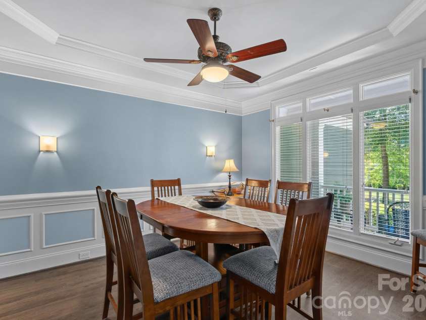 18525 Rollingdale Lane, Davidson, NC 28036.  MLS# CAR4415842, YatesRealty ID 45481. 