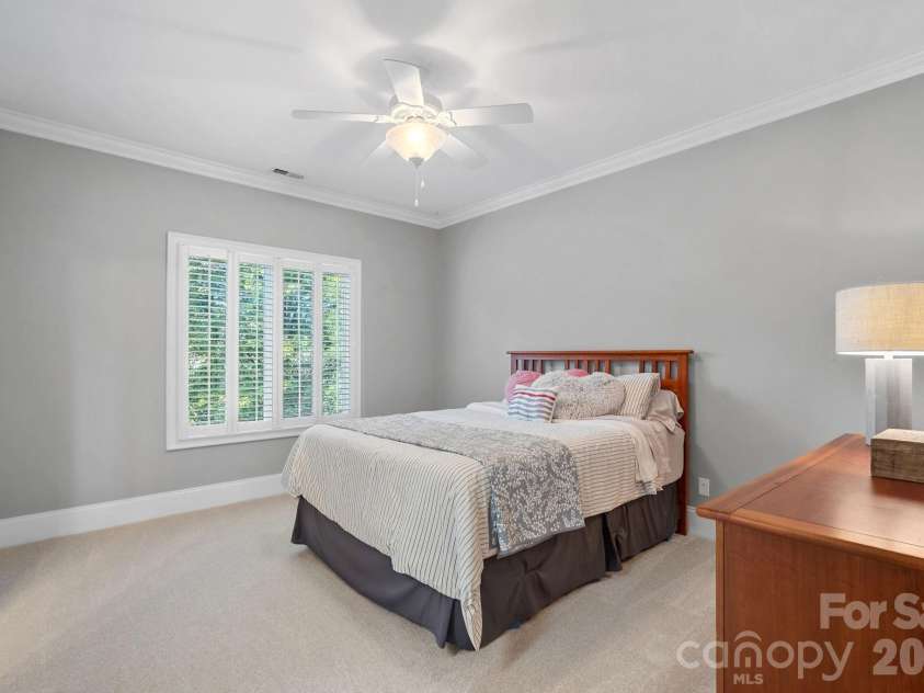 18525 Rollingdale Lane, Davidson, NC 28036.  MLS# CAR4415842, YatesRealty ID 45481. 