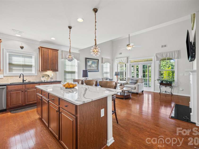 8632 Sequoia Grove Lane, Charlotte, NC 28214.  MLS# CAR4415555, YatesRealty ID 45482. 