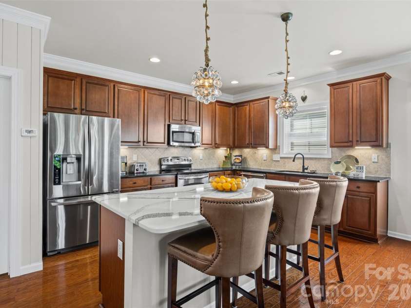 8632 Sequoia Grove Lane, Charlotte, NC 28214.  MLS# CAR4415555, YatesRealty ID 45482. 