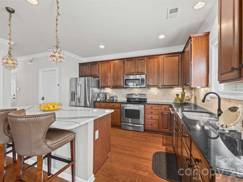 8632 Sequoia Grove Lane, Charlotte, NC 28214.  MLS# CAR4415555, YatesRealty ID 45482. 