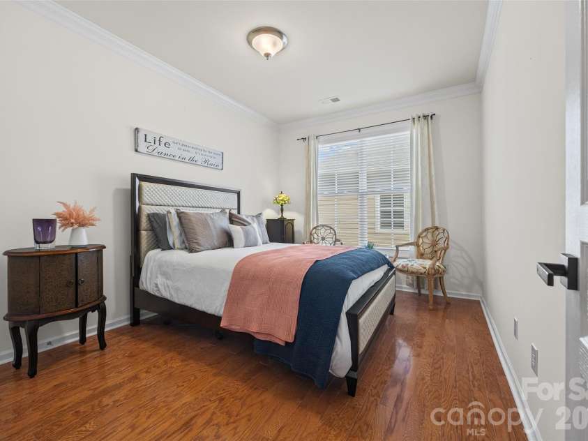 8632 Sequoia Grove Lane, Charlotte, NC 28214.  MLS# CAR4415555, YatesRealty ID 45482. 