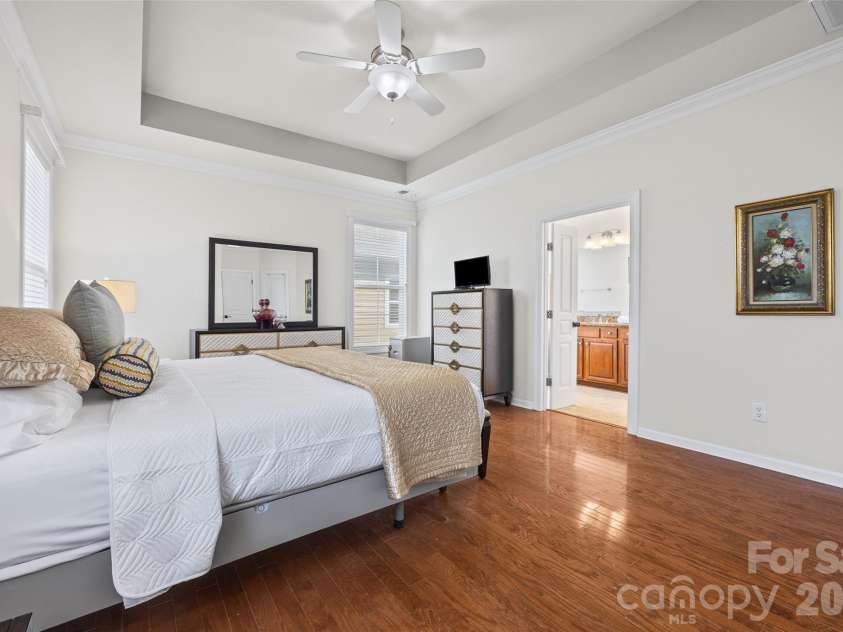 8632 Sequoia Grove Lane, Charlotte, NC 28214.  MLS# CAR4415555, YatesRealty ID 45482. 