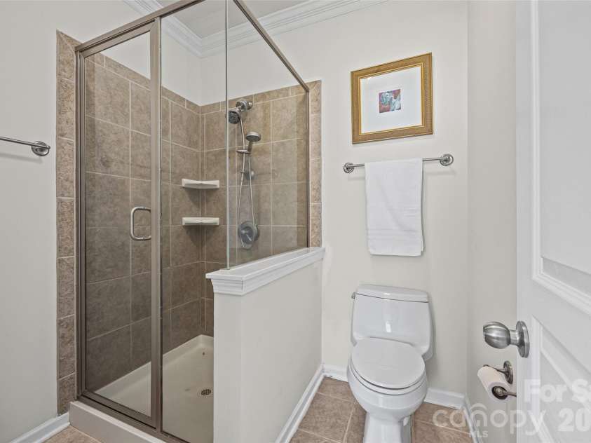 8632 Sequoia Grove Lane, Charlotte, NC 28214.  MLS# CAR4415555, YatesRealty ID 45482. 