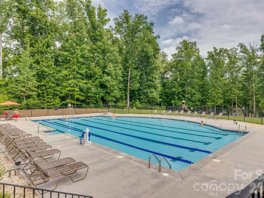 8632 Sequoia Grove Lane, Charlotte, NC 28214.  MLS# CAR4415555, YatesRealty ID 45482. 