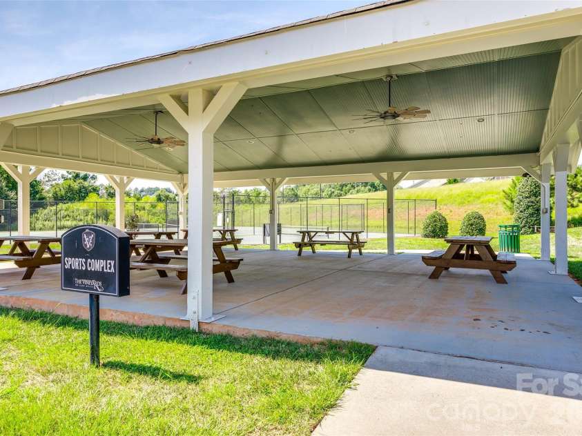 8632 Sequoia Grove Lane, Charlotte, NC 28214.  MLS# CAR4415555, YatesRealty ID 45482. 