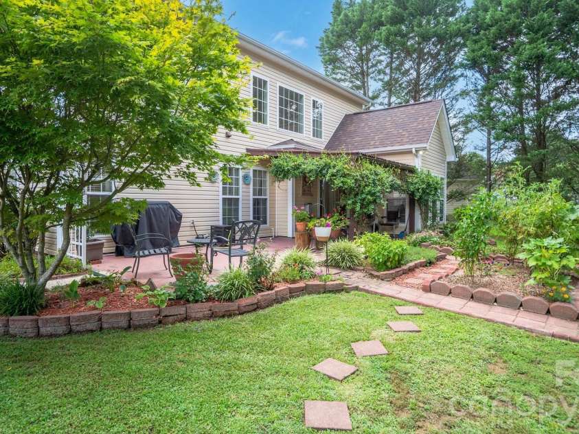 1115 Wind Chime Court, Monroe, NC 28110.  MLS# CAR4414656, YatesRealty ID 45484. 