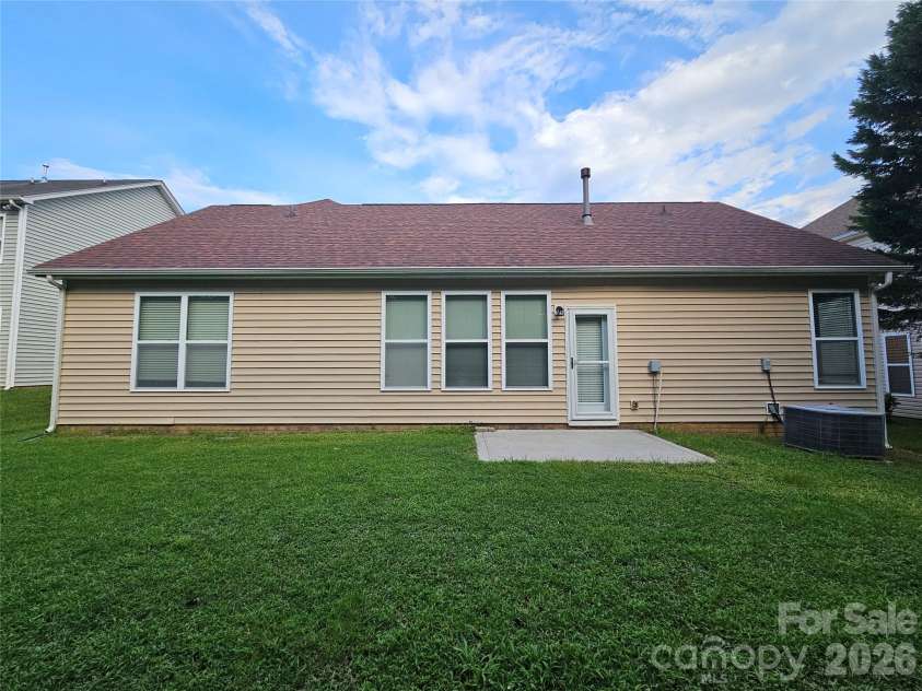 1577 Bay Meadows Avenue, Concord, NC 28027.  MLS# CAR4414498, YatesRealty ID 45485. 