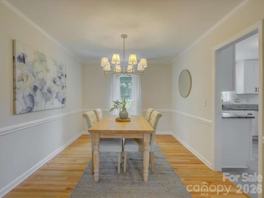 13736 Strathaven Drive, Matthews, NC 28105.  MLS# CAR4414593, YatesRealty ID 45486. 