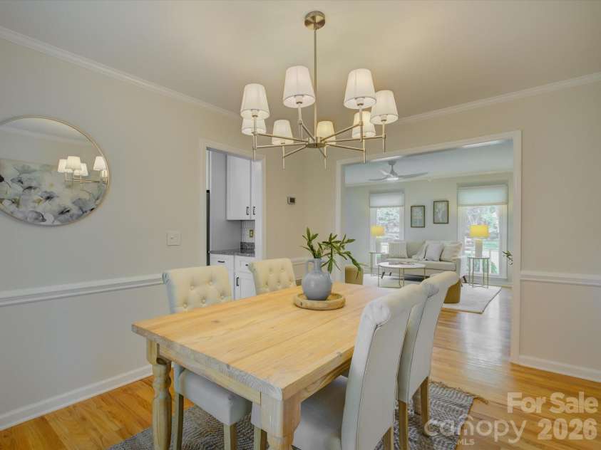 13736 Strathaven Drive, Matthews, NC 28105.  MLS# CAR4414593, YatesRealty ID 45486. 