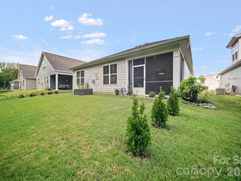 109 Noah Lane, Troutman, NC 28166.  MLS# CAR4426845, YatesRealty ID 45487. 