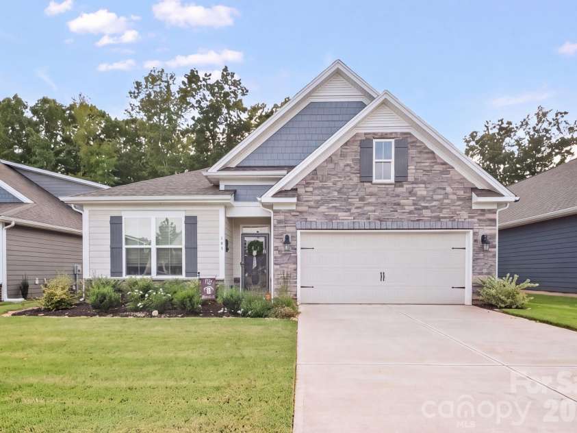 109 Noah Lane, Troutman, NC 28166.  MLS# CAR4426845, YatesRealty ID 45487. 