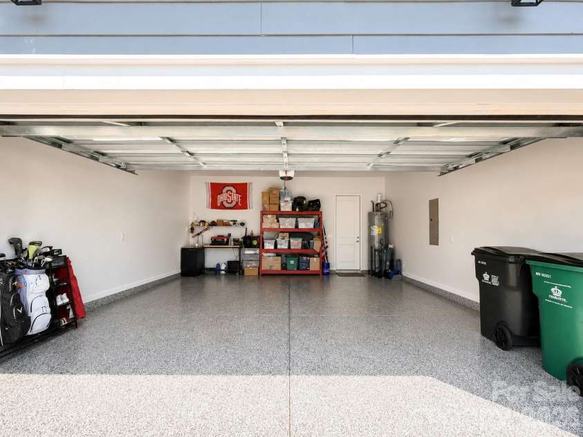 5208 Glenwalk Drive, Charlotte, NC 28269.  MLS# CAR4414454, YatesRealty ID 45489. 