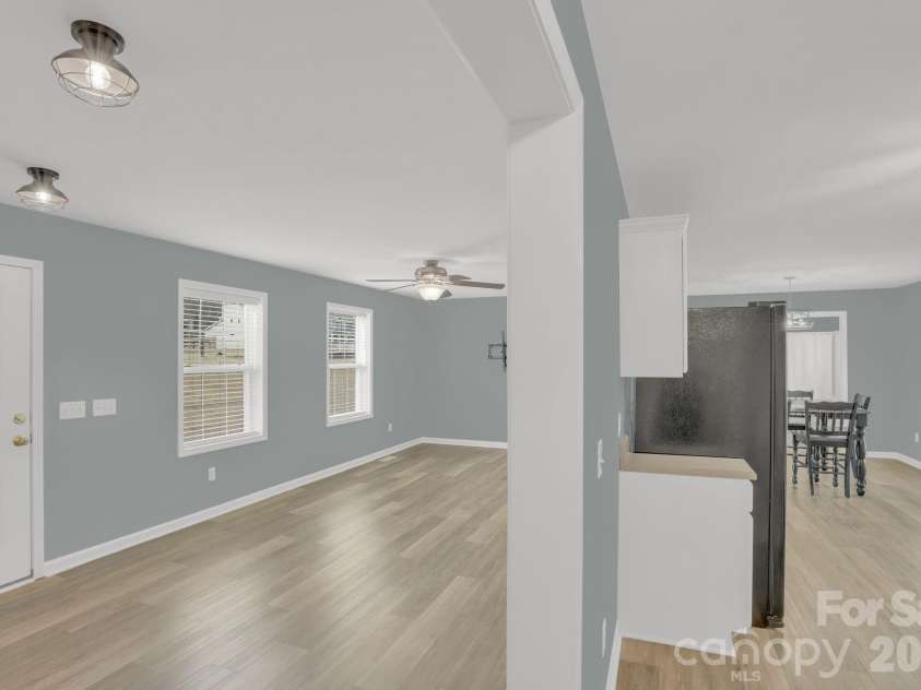 10425 Idlewild Road, Matthews, NC 28105.  MLS# CAR4324842, YatesRealty ID 4549. 