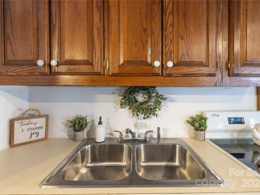 167 Holly Harbor Trail, Mount Gilead, NC 27306.  MLS# CAR4238448, YatesRealty ID 4549. 