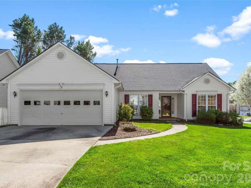 279 Stonehollow Road, Fletcher, NC 28732.  MLS# CAR4357133, YatesRealty ID 4549. 