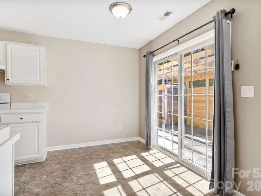 279 Stonehollow Road, Fletcher, NC 28732.  MLS# CAR4357133, YatesRealty ID 4549. 
