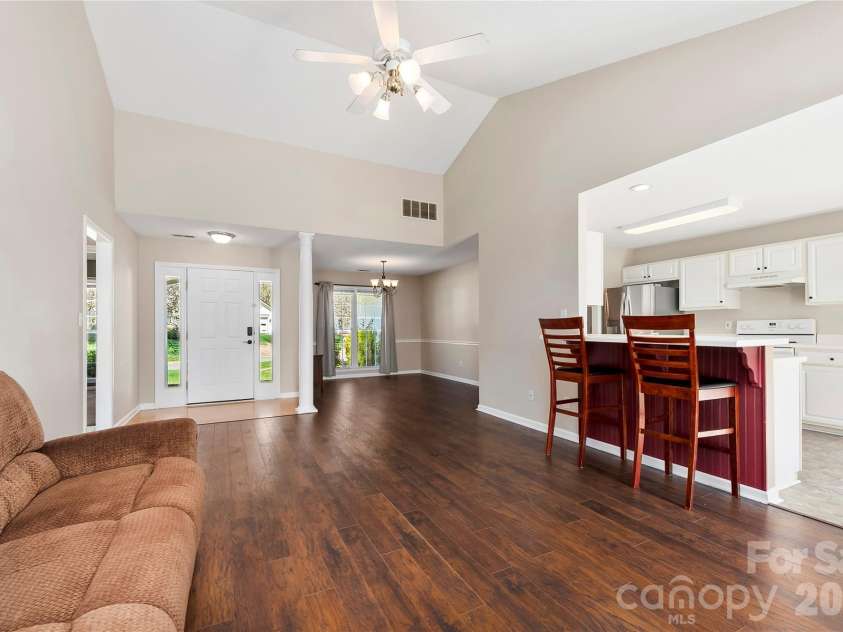 279 Stonehollow Road, Fletcher, NC 28732.  MLS# CAR4357133, YatesRealty ID 4549. 