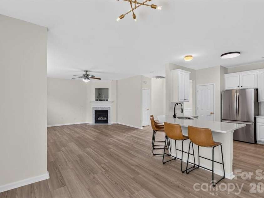 8100 Laurel Run Drive, Charlotte, NC 28269.  MLS# CAR4415263, YatesRealty ID 45490. 