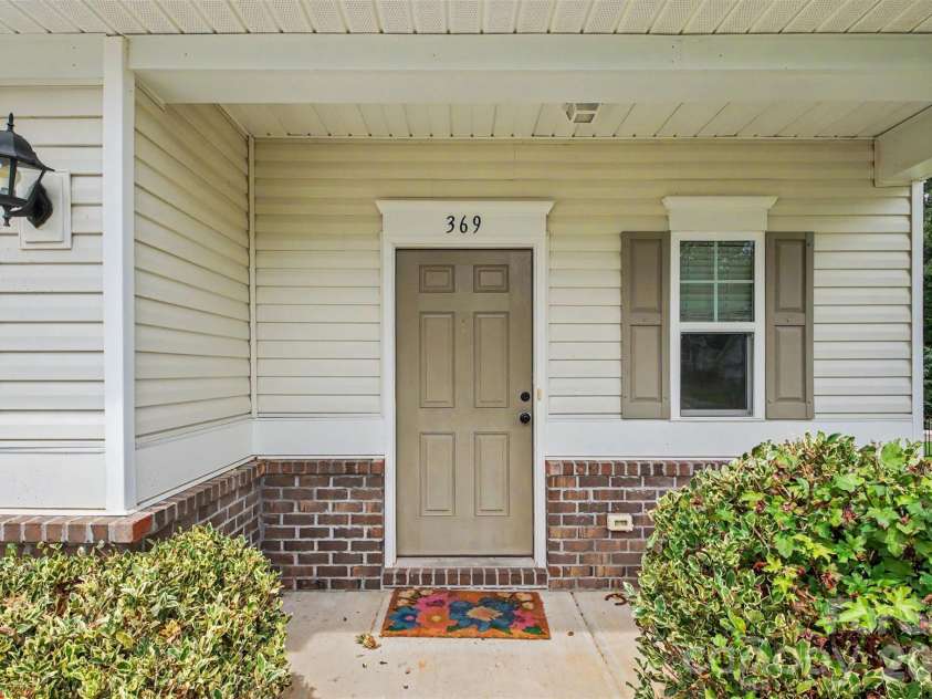 369 Settlers Grove Lane, Salisbury, NC 28146.  MLS# CAR4414754, YatesRealty ID 45492. 