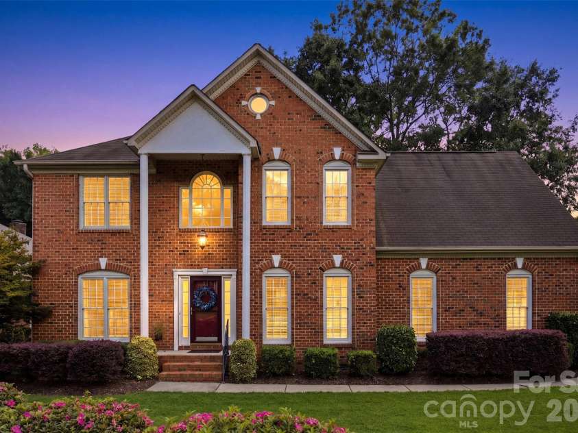 2000 Stoney Creek Drive, Concord, NC 28027.  MLS# CAR4414775, YatesRealty ID 45493. 