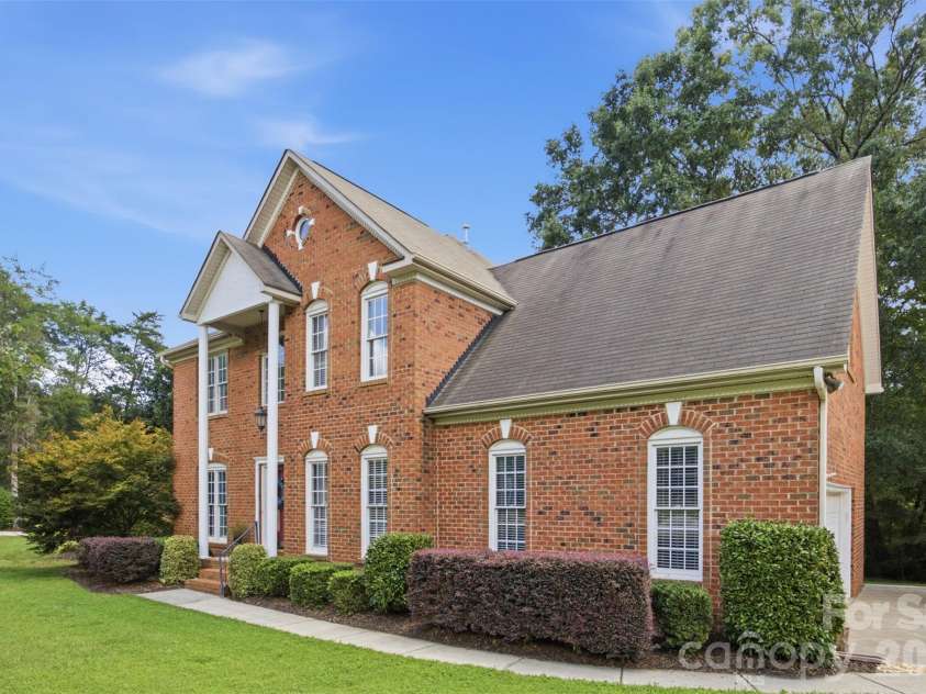2000 Stoney Creek Drive, Concord, NC 28027.  MLS# CAR4414775, YatesRealty ID 45493. 