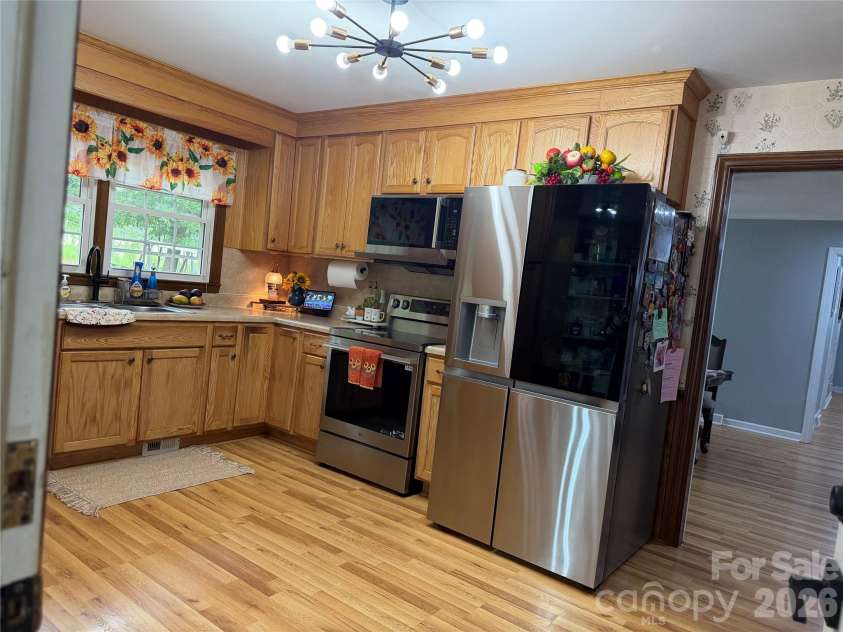 1110 Oak Hill Drive, Monroe, NC 28112.  MLS# CAR4414059, YatesRealty ID 45494. 