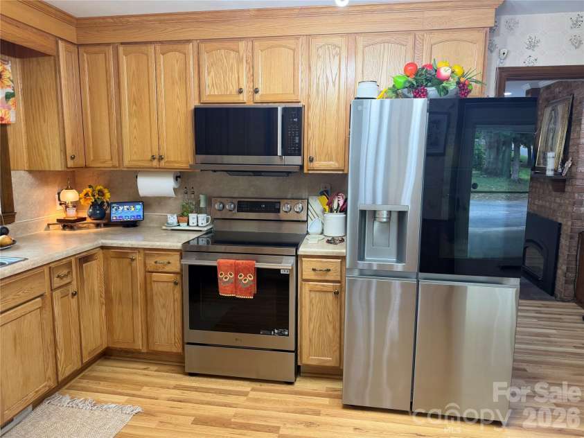1110 Oak Hill Drive, Monroe, NC 28112.  MLS# CAR4414059, YatesRealty ID 45494. 